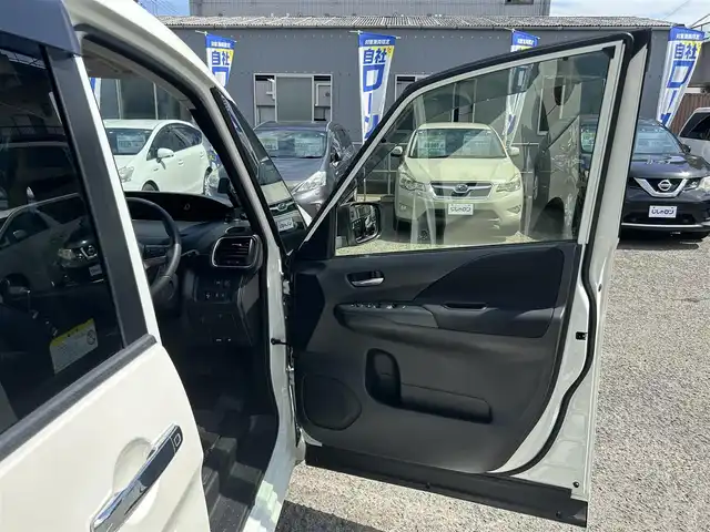 日産 セレナ ハイウェイスター Sハイブリッド 京都府 2016(平28)年 10.8万km ブリリアントホワイトパール (株)IDOMが運営する【じしゃロン伏見店】の自社ローン専用車両になりますこちらは現金またはオートローンご利用時の価格です。自社ローンご希望の方は別途その旨お申付け下さい