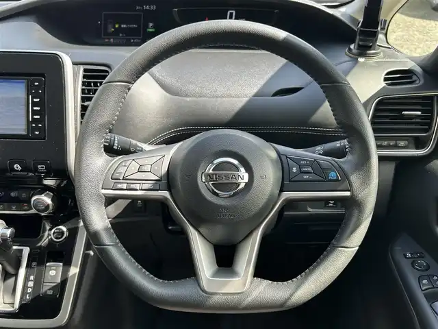 日産 セレナ ハイウェイスター Sハイブリッド 京都府 2016(平28)年 10.8万km ブリリアントホワイトパール (株)IDOMが運営する【じしゃロン伏見店】の自社ローン専用車両になりますこちらは現金またはオートローンご利用時の価格です。自社ローンご希望の方は別途その旨お申付け下さい