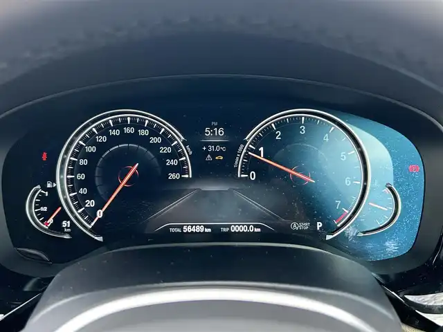 ＢＭＷ ６４０ｉ xDrive グランツーリスモ Mスポーツ 茨城県 2019(平31)年 5.7万km ミネラルホワイト ワンオーナー　/コンフォートパッケージ/イノベーションＰKG　/マッサージシート　/リヤエンターテイメント　/ソフトクローズドア　/純正２０インチＡＷ　/リモートパーキング　/ジェスチャーコントロール/360度カメラ/ＨＵＤ/ワイヤレス充電　/アダプティブLEDヘッドライト/インテリジェントSFT/ACC/LDW/LCW/白革　/全席シートヒーター　/ベンチレーション　/ＰＷトランク　/ナビ　/フルセグＴＶ/BT/USB/DVD/ETC2.0/禁煙車