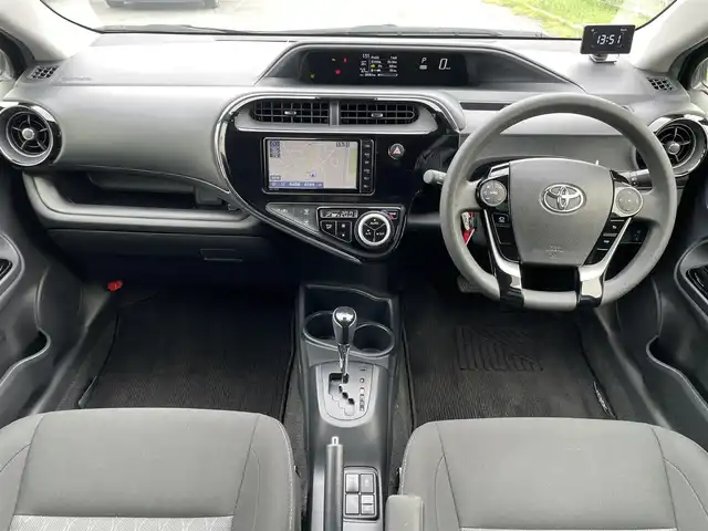 トヨタ アクア S スタイルブラック 福岡県 2021(令3)年 2.9万km ダークブルーマイカ アラウンドビューモニター/ECOモード/EVモード/純正ナビ(フルセグTV、Bluetooth、CD)/ビルトインETC/レーンキープアシスト/横滑り防止装置/盗難防止装置/衝突被害軽減システム/パーキングアシスト/前後ドラレコ/LEDオートライト/オートマチックハイビーム