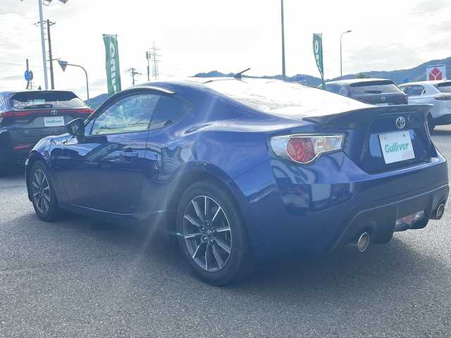 トヨタ ８６ G 兵庫県 2012(平24)年 2.6万km 青 純正ミュージックサーバー/・AM/FM/・AUX/・USB/・CD/カーテンエアバック/VSC/オートライト/リモコンキー/純正アルミホイール/アルミペダル/MT付きAT