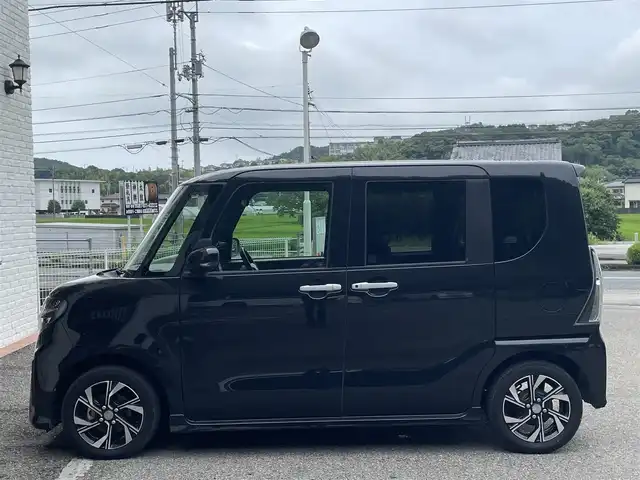 ダイハツ タント カスタム X 高知県 2019(令1)年 10.7万km ブラックマイカメタリック (株)IDOMが運営する【じしゃロン高知店】の自社ローン専用車両になります。こちらは現金またはオートローンご利用時の価格です。自社ローンご希望の方は別途その旨お申付け下さい