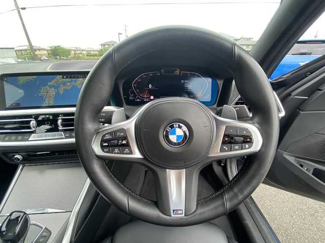 ＢＭＷ ３２０ｄ xDrive Mスポーツ 福岡県 2020(令2)年 3.6万km ミネラルグレー ・アクティブクルーズコントロール/・純正HDDナビ/USB/Bluetooth/AppleCarPlay/・全方位カメラ/・ハーフレザーシート/シートヒーター/・ETC/・純正18AW/・プッシュスタート/・パーキングアシスト/・アイドリングストップ/・スマートキー/・スペアキー/・電動リアゲート/・パワーシート/・レーンキープアシスト/・オートライト/・LEDライト/・保証書/・取扱説明書