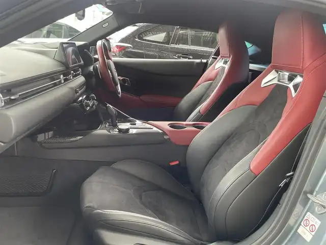 トヨタ スープラ RZ 埼玉県 2019(令1)年 6.3万km グレー /純正メモリナビ//フルセグTV//バックカメラ//Bluetoothオーディオ//アダプティブクルーズコントロール//ETC//スマートキー×2//LEDヘッドライト//ハーフレザーシート//両席パワーシート//両席シートヒーター//衝突軽減ブレーキ//車線逸脱警報//ブラインドスポットモニター//クリアランスソナー//W.サイド.カーテンエアバッグ//ABS//横滑り防止装置//オートライト//スモークフィルム//純正19インチAW//HKSマフラー//新車時保証書//取扱説明書//ナビ取説