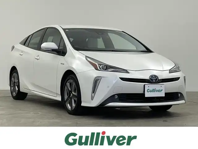 トヨタ プリウス A ツーリングセレクション 千葉県 2019(令1)年 2.8万km ホワイトパールクリスタルシャイン 禁煙車/トヨタセーフティセンス/・プリクラッシュセーフティ/・レーダークルーズコントロール/・レーンディパーチャーアラート/・ロードサインアシスト/純正9インチナビ/CD/DVD/Bluetooth/フルセグ/バックカメラ/レーダークルーズコントロール/LEDオートライト/レザーシート/パワーシート/シートヒーター/純正17インチアルミホイール/オートエアコン/アイドリングストップ/プッシュスタート/スマートキー/取扱説明書