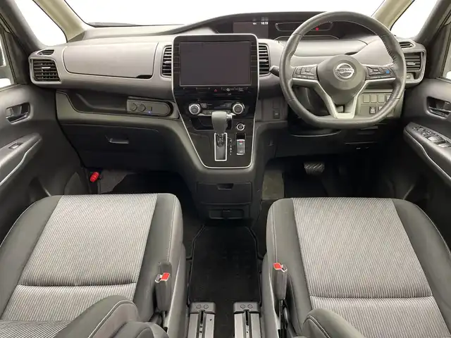 日産 セレナ ハイウェイスター 新潟県 2019(令1)年 6.4万km ダイヤモンドブラック プロパイロット /9インチナビ ・フルセグTV /全方位カメラ /USB入力端子/ETC /両側電動スライドドア /ブラインドスポットモニター /電動パーキングブレーキ・オートホールド有/LEDヘッドライト/オートライト/純正フロアマット/プッシュスタート /スマートキー