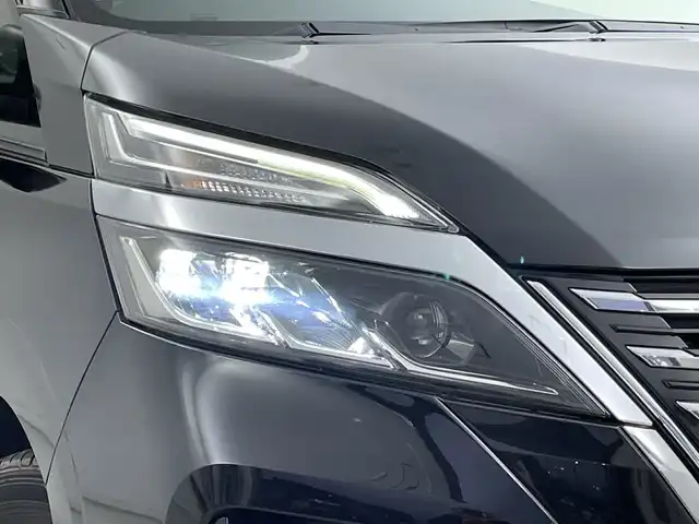 日産 セレナ ハイウェイスター 新潟県 2019(令1)年 6.4万km ダイヤモンドブラック プロパイロット /9インチナビ ・フルセグTV /全方位カメラ /USB入力端子/ETC /両側電動スライドドア /ブラインドスポットモニター /電動パーキングブレーキ・オートホールド有/LEDヘッドライト/オートライト/純正フロアマット/プッシュスタート /スマートキー