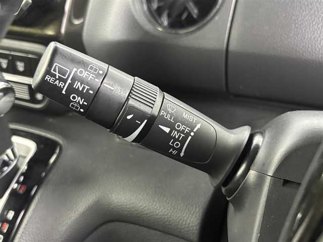 ホンダ Ｎ ＢＯＸ カスタム G L ターボ ホンダセンシング 埼玉県 2020(令2)年 4.1万km クリスタルブラックパール Honda SENSING/ナビ装着用スペシャルパッケージ＋ETC車載器/オートリトラミラー/アレルクリーンプラスシート/プラズマクラスター技術搭載フルオート・エアコンディショナー/リア左側パワースライドドア/リア右側パワースライドドア/前席用i-サイドエアバッグシステム＋サイドカーテンエアバッグシステム(前席/後席対応)/ブラック塗装＋切削 15インチアルミホイール/プライムスムース＆トリコットコンビシート/運転席＆助手席シートヒーター/LEDヘッドライト/LEDフォグ/パドルシフト