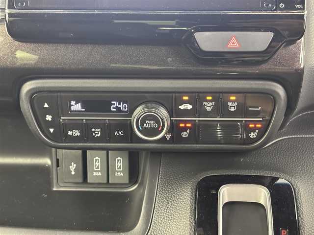 ホンダ Ｎ ＢＯＸ カスタム G L ターボ ホンダセンシング 埼玉県 2020(令2)年 4.1万km クリスタルブラックパール Honda SENSING/ナビ装着用スペシャルパッケージ＋ETC車載器/オートリトラミラー/アレルクリーンプラスシート/プラズマクラスター技術搭載フルオート・エアコンディショナー/リア左側パワースライドドア/リア右側パワースライドドア/前席用i-サイドエアバッグシステム＋サイドカーテンエアバッグシステム(前席/後席対応)/ブラック塗装＋切削 15インチアルミホイール/プライムスムース＆トリコットコンビシート/運転席＆助手席シートヒーター/LEDヘッドライト/LEDフォグ/パドルシフト