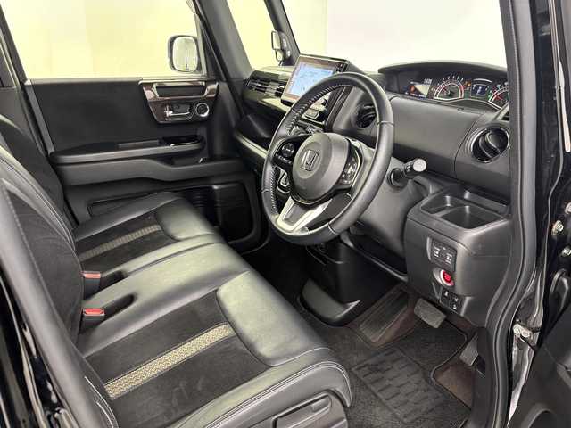 ホンダ Ｎ ＢＯＸ カスタム G L ターボ ホンダセンシング 埼玉県 2020(令2)年 4.1万km クリスタルブラックパール Honda SENSING/ナビ装着用スペシャルパッケージ＋ETC車載器/オートリトラミラー/アレルクリーンプラスシート/プラズマクラスター技術搭載フルオート・エアコンディショナー/リア左側パワースライドドア/リア右側パワースライドドア/前席用i-サイドエアバッグシステム＋サイドカーテンエアバッグシステム(前席/後席対応)/ブラック塗装＋切削 15インチアルミホイール/プライムスムース＆トリコットコンビシート/運転席＆助手席シートヒーター/LEDヘッドライト/LEDフォグ/パドルシフト
