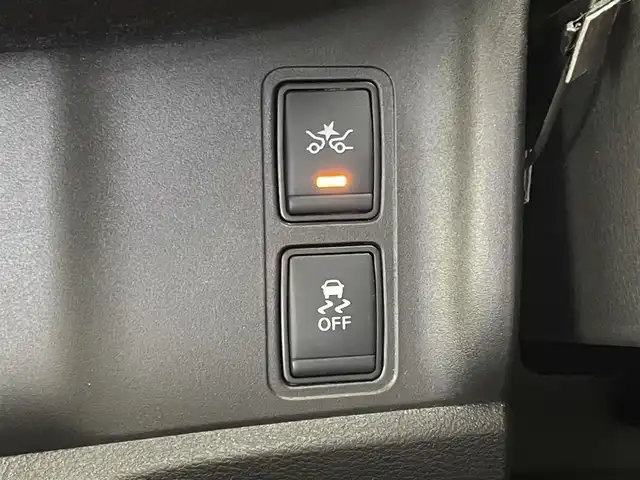日産 セレナ e-パワー オーテック セーフティPKG 埼玉県 2019(令1)年 0.9万km ブリリアントホワイトパール 純正9インチSDナビ/ CD DVD フルセグTV Bluetooth/フリップダウンモニター/アラウンドビューモニター/プロパイロット/レーンキープアシスト/パーキングアシスト/デジタルインナーミラー/両側パワースライドドア/シートヒーター/ステアリングヒーター/ドライブレコーダー/LEDオートライト/スマートキー/ETC