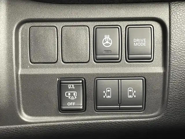 日産 セレナ e-パワー オーテック セーフティPKG 埼玉県 2019(令1)年 0.9万km ブリリアントホワイトパール 純正9インチSDナビ/ CD DVD フルセグTV Bluetooth/フリップダウンモニター/アラウンドビューモニター/プロパイロット/レーンキープアシスト/パーキングアシスト/デジタルインナーミラー/両側パワースライドドア/シートヒーター/ステアリングヒーター/ドライブレコーダー/LEDオートライト/スマートキー/ETC