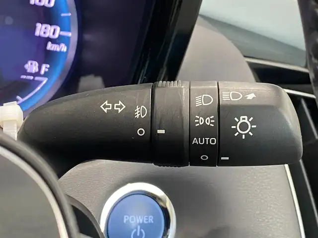 トヨタ クラウン ハイブリッド RS アドバンス 岐阜県 2018(平30)年 4.7万km ホワイトパールクリスタルシャイン サンルーフ　/ブラインドスポットモニター　/ヘッドアップディスプレイ　/メーカー純正SDナビ/bluetooth/フルセグTV/CD　/ドライブレコーダー　/パノラミックビューモニター　/デジタルインナーミラー/トヨタセーフティセンス/スペアキー/カードキー/白レザーシート/シートヒーター・エアシート/レーダークルーズコントロール/ビルトインETC2.0/取扱説明書/保証書