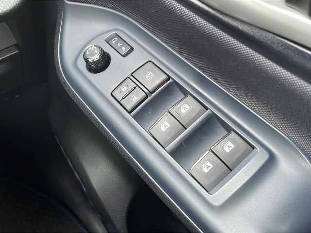 トヨタ ヴォクシー ハイブリッド ZS 山口県 2016(平28)年 7.8万km ボルドーマイカメタリック 10.1インチフリップダウンモニター/社外SDナビ　【CN-AS300WD】/・DVD再生機能有/・フルセグTV/・Bluetooth/ETC/Toyota Safety Sense/・プリクラッシュセーフティシステム/・レーンディパーチャーアラート/・先行車発進告知機能/両側パワースライドドア/純正16インチアルミホイール/純正LEDライト/オートマチックハイビーム