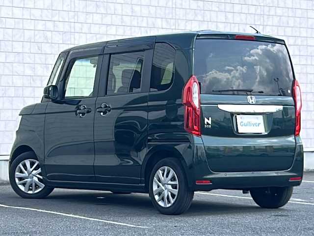 ホンダ Ｎ ＢＯＸ L 茨城県 2022(令4)年 4.9万km ブリティッシュグリーンP 純正ＳＤナビ【VXM-225Ci】/（CD・BT・ラジオ再生)/USB入力端子/ＥＴＣ/バックカメラ/クルーズコントロール/プッシュスタート/スペアキー/ＬＥＤヘッドライト/片側パワースライドドア/衝突被害軽減システム/パーキングアシスト/コーナーセンサー（バック）/レーンキープアシスト/取扱説明書