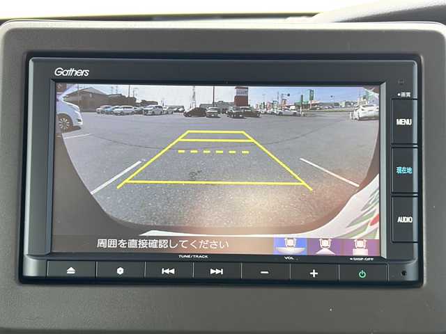 ホンダ Ｎ ＢＯＸ L 茨城県 2022(令4)年 4.9万km ブリティッシュグリーンP 純正ＳＤナビ【VXM-225Ci】/（CD・BT・ラジオ再生)/USB入力端子/ＥＴＣ/バックカメラ/クルーズコントロール/プッシュスタート/スペアキー/ＬＥＤヘッドライト/片側パワースライドドア/衝突被害軽減システム/パーキングアシスト/コーナーセンサー（バック）/レーンキープアシスト/取扱説明書