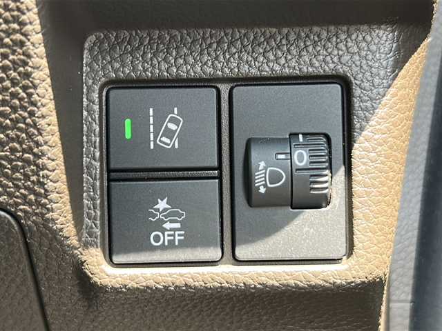 ホンダ Ｎ ＢＯＸ L 茨城県 2022(令4)年 4.9万km ブリティッシュグリーンP 純正ＳＤナビ【VXM-225Ci】/（CD・BT・ラジオ再生)/USB入力端子/ＥＴＣ/バックカメラ/クルーズコントロール/プッシュスタート/スペアキー/ＬＥＤヘッドライト/片側パワースライドドア/衝突被害軽減システム/パーキングアシスト/コーナーセンサー（バック）/レーンキープアシスト/取扱説明書
