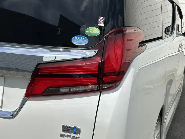 トヨタ アルファードハイブリット SR Cパッケージ 山形県 2019(令1)年 8.2万km ホワイトパールクリスタルシャイン 4WD/純正9インチナビ/ＪＢＬサウンド/純正フリップダウンモニター/全周囲カメラ/ＴＲＤフルエアロ/TRDマフラー/TEIN車高調/トヨタセーフティセンス/レーダークルーズコントロール/デジタルインナーミラー/純正ドライブレコーダー/ビルトインＥＴＣ/黒革シート/シートヒーター&ハンドルヒーター/禁煙車