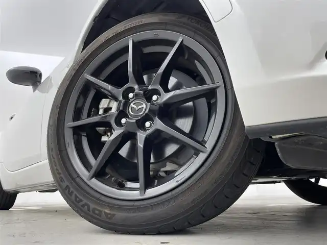 マツダ ロードスター S レザーパッケージ 群馬県 2022(令4)年 1.6万km スノーフレイクホワイトパールマイカ 純正メーカーナビ　/・CD/DVD/USB/Bluetooth/フルセグTV/バックカメラ /＝＝＝＝＝/純正メーカーナビ　ＢＯＳＥサウンド　バックカメラ　黒本革シート　シートヒーター　Ｂｌｕｅｔｏｏｔｈ　フルセグＴＶ　ＥＴＣ　スマートキー　　プッシュスタート　ＬＥＤヘッドライト　衝突軽減　６ＭＴ　禁煙車