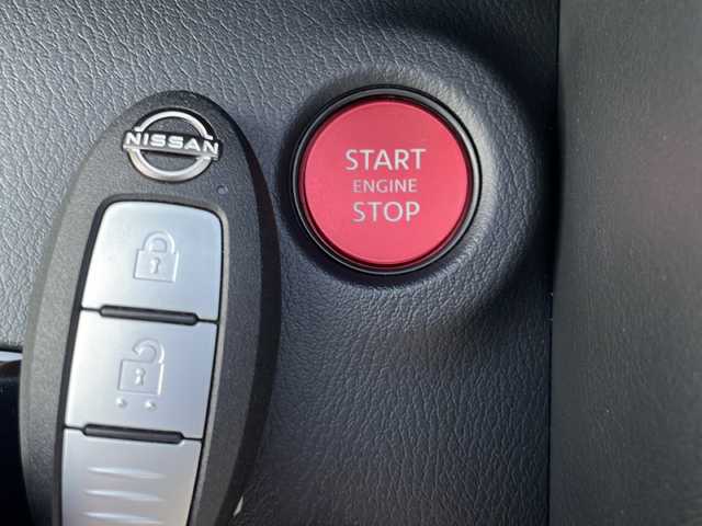 日産 フェアレディ Ｚ ニスモ 兵庫県 2024(令6)年 0.2万km グレーⅡ 登録時走行距離1923km/ワンオーナー/カラー番号【XLV】/NISMOステルスグレー/スーパーブラック2トーン/純正9インチワイドディスプレイ日産コネクトナビ/フルセグTV/Bluetooth/AppleCarPlay/BOSEサウンド/バックカメラ/先進運転支援技術/インテリジェントクルーズ/前方衝突予測警報/インテリジェントエマージェンシーブレーキ/踏み間違い防止アシスト/車線逸脱警報/後側方車両検知警報/後退時車両検知警報/LEDヘッドランプ/nismoロゴ入台形ブラックハニカムメッシュフロントエアロバンパー/レッドライン入ブラックフロントスポイラー/RAYS製9本スポークブラック塗装鍛造19インチアルミホイール/専用サスペンション/レッドブレーキキャリパー/メカニカルLSD/ブラック/レッドツートンRECARO製革/アルカンターラコンビスポーツシート/インテリジェントキー/プッシュエンジンスターター/ETC2.0/保証書/取説/スペアキー1本