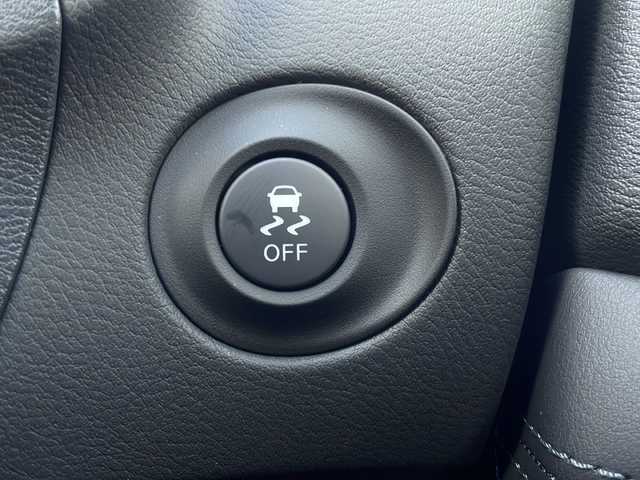 日産 フェアレディ Ｚ ニスモ 兵庫県 2024(令6)年 0.2万km グレーⅡ 登録時走行距離1923km/ワンオーナー/カラー番号【XLV】/NISMOステルスグレー/スーパーブラック2トーン/純正9インチワイドディスプレイ日産コネクトナビ/フルセグTV/Bluetooth/AppleCarPlay/BOSEサウンド/バックカメラ/先進運転支援技術/インテリジェントクルーズ/前方衝突予測警報/インテリジェントエマージェンシーブレーキ/踏み間違い防止アシスト/車線逸脱警報/後側方車両検知警報/後退時車両検知警報/LEDヘッドランプ/nismoロゴ入台形ブラックハニカムメッシュフロントエアロバンパー/レッドライン入ブラックフロントスポイラー/RAYS製9本スポークブラック塗装鍛造19インチアルミホイール/専用サスペンション/レッドブレーキキャリパー/メカニカルLSD/ブラック/レッドツートンRECARO製革/アルカンターラコンビスポーツシート/インテリジェントキー/プッシュエンジンスターター/ETC2.0/保証書/取説/スペアキー1本