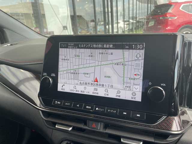 日産 オーラ ニスモ 愛知県 2022(令4)年 2.4万km ピュアホワイトパール / スーパーブラック 2トーン NISUMOエアロパーツ/純正9型ディズプレイオーディオナビ/三眼LEDヘッドライト/全方位カメラ/クルーズコントロール/コーナーセンサー/純正アルミホイール/ETC2.0/ブラインドスポットモニター/インテリジェントミラー/オートマチックハイビーム/ワイヤレス充電器/衝突軽減システム/フルセグ/Bluetooth/ステアリングスイッチ/スマートキー/プッシュスタート