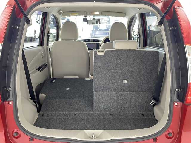 三菱 ｅＫワゴン E 兵庫県 2017(平29)年 4.5万km レッドメタリック ・社外ナビ/・Bluetooth/CD/SD/ワンセグテレビ/・4WD/・運転席シートヒーター/・ETC/・前方ドライブレコーダー/・ヘッドライトレベライザー/・社外14インチアルミホイール/・Wエアバッグ/・フロアマット/・ドアバイザー