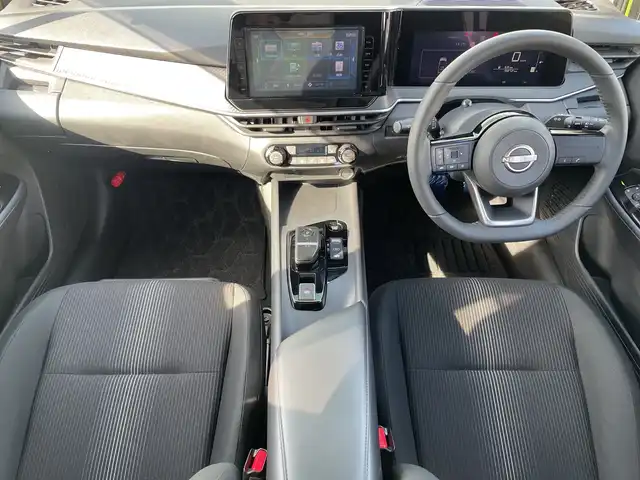 日産 ノート X 神奈川県 2021(令3)年 2万km オリーブグリーン ・福祉車両　/・助手席回転シート　/・９インチナビ　/・バックカメラ　/・Ｂｌｕｅｔｏｏｔｈ　/・フルセグＴＶ　/・ＤＶＤ　ＣＤ　/・ＥＴＣ　/・ｅ－ＰＯＷＥＲ　/・衝突被害軽減ブレーキ　/・電動パーキングブレーキ　/・ステアリングヒーター/・スマートキー/・オートエアコン