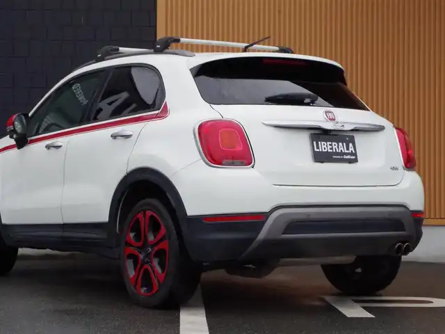 フィアット ５００Ｘ クロスプラス 埼玉県 2016(平28)年 8.8万km 白 ブラウンレザーシート/オートクルーズコントロール/パークセンサー/ブラインドスポットモニター/バックカメラ/ETC/前席シートヒーター/キャリアルーフ/Bluetooth/18インチスタッドレスタイヤ積み込み(センターキャップが欠品のため純正が判断不可)