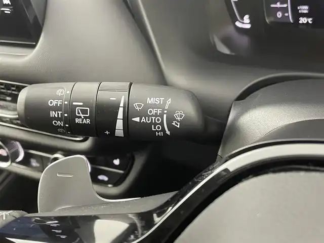 ホンダ ＺＲ－Ｖ Z 埼玉県 2024(令6)年 0.5万km プラチナホワイトパール ＢＯＳＥ　純正９型ナビ　全方位　温シート　ＢＳＭ　ＥＴＣ　ドライブレコーダー　メモリー付パワーシート　レザーシート　ダウンヒルアシストコントロール　電動リアゲート　レーダークルーズコントロール