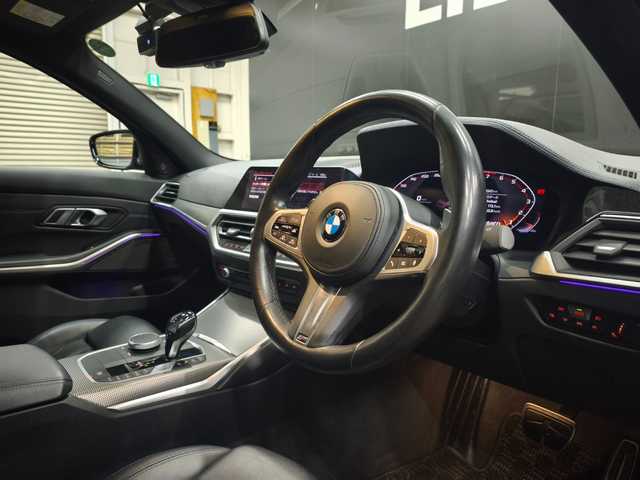 ＢＭＷ Ｍ３４０ｉ xDrive 群馬県 2019(令1)年 3.9万km サファイアブラックP パーキングアシストプラス/ハーマンカードンサウンド/ヘッドアップディスプレイ/黒革シート/アップルカープレイ/純正前後ドラレコ/19インチAW/純正ナビ/全方位カメラ/ETC2.0/スマートキー