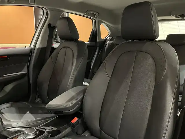 ＢＭＷ ２１８ｄ xDriveアクティブツアラー ラグジュアリー 道央・札幌 2017(平29)年 3.8万km アルピンホワイトⅢ コンフォートパッケージ/　・オートマチックテールゲート/　・コンフォートアクセス/　・ライトパッケージ/パーキングサポートパッケージ/　・バックカメラ/　・PDC/純正HDDナビ/USB/BT/衝突警告/車線逸脱警告/LEDヘッドライト/社外ドライブレコーダー