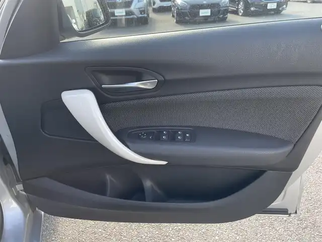 ＢＭＷ １１８ｄ スタイル 神奈川県 2017(平29)年 5万km シルバー