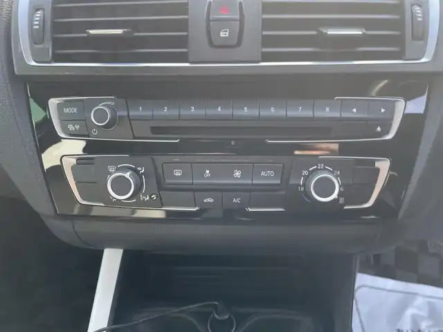 ＢＭＷ １１８ｄ スタイル 神奈川県 2017(平29)年 5万km シルバー