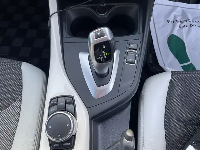 ＢＭＷ １１８ｄ スタイル 神奈川県 2017(平29)年 5万km シルバー