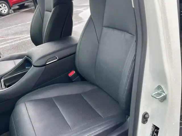 トヨタ ヴェルファイア Z Gエディション 千葉県 2018(平30)年 4.3万km ホワイトパールクリスタルシャイン ９型ナビＮＳＺＴ－Ｙ６６Ｔ　フリップダウンモニター　皮シート　エアシート　シートヒーター　ＥＴＣ　ＢＴ　両側パワースライドドア　電動リアドア　１８インチＡＷ　ＬＥＤライト　オートライト　車高調