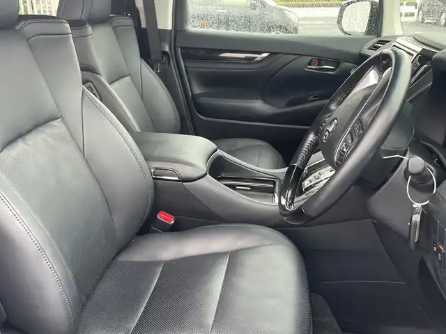 トヨタ ヴェルファイア Z Gエディション 千葉県 2018(平30)年 4.3万km ホワイトパールクリスタルシャイン ９型ナビＮＳＺＴ－Ｙ６６Ｔ　フリップダウンモニター　皮シート　エアシート　シートヒーター　ＥＴＣ　ＢＴ　両側パワースライドドア　電動リアドア　１８インチＡＷ　ＬＥＤライト　オートライト　車高調