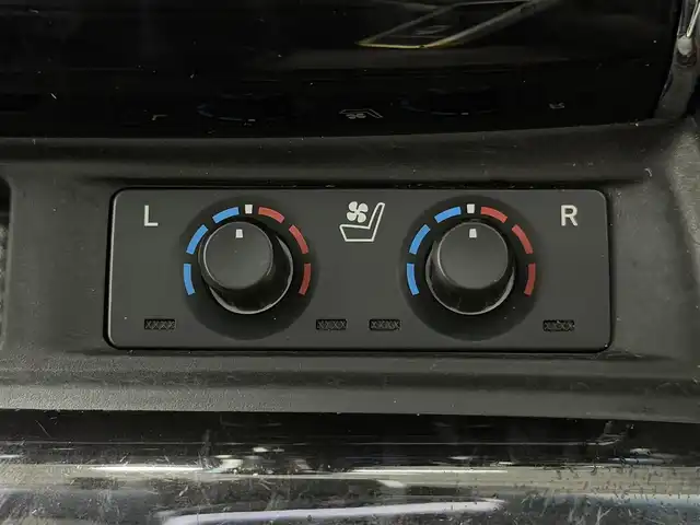 トヨタ アルファードハイブリット SR Cパッケージ 大阪府 2020(令2)年 4.2万km ブラック モデリスタフルエアロ　サンルーフ　デジタルインナーミラー　BSM　モデリスタAW　AC100W　フリップダウンモニター　ナビキット　CD/DVDデッキ　パワーバックドア　衝突軽減ブレーキ　パワーシート