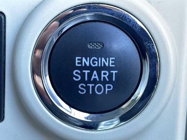 ダイハツ ムーヴ キャンバス G メイクアッフ SA Ⅱ 岐阜県 2017(平29)年 4.9万km パールホワイトⅢ/ナチュラルベージュマイカメタリック 2トーン 禁煙車/社外ナビ/両側パワースライドドア/レーンキープアシスト/衝突軽減ブレーキ/バックカメラ/後方センサー/社外ETC/盗難防止/純正フロアマット/ドアバイザー/プッシュスタート/フォグライト/LEDヘッドライト/オートライト/オートエアコン/スマートキー/スペアキー