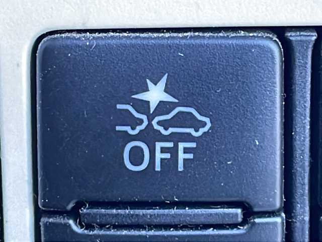 ダイハツ ムーヴ キャンバス G メイクアッフ SA Ⅱ 岐阜県 2017(平29)年 4.9万km パールホワイトⅢ/ナチュラルベージュマイカメタリック 2トーン 禁煙車/社外ナビ/両側パワースライドドア/レーンキープアシスト/衝突軽減ブレーキ/バックカメラ/後方センサー/社外ETC/盗難防止/純正フロアマット/ドアバイザー/プッシュスタート/フォグライト/LEDヘッドライト/オートライト/オートエアコン/スマートキー/スペアキー