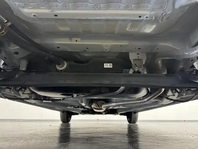 スズキ ワゴンＲ スマイル HYBRID S 三重県 2023(令5)年 0.7万km オフブルーメタリック/ホワイト2トーン マイルドハイブリッド/FF/インパネCVT/純正 8インチナビ CN-HZ885/（FM/AM/CD/DVD/iPod/USB/SD/MEMORY MUSIC/Bluetooth/TV/CarPlay/AndroidAuto）/【OP】全方位モニター/両側パワースライドドア/ビルトイン ETC/安全/・デュアルカメラブレーキサポート/・車線逸脱警報機能/・ふらつき警報/・リヤパーキングセンサー/・誤発進抑制機能/・後方誤発進抑制機能/・後退時ブレーキアシスト/など/装備/・【OP】2トーンルーフパッケージ：オフブルーメタリック/ホワイト2トーン［DAD］/・シートヒーター（D）/・オートエアコン/・オートライト/・ハイビームアシスト/・プッシュスタート/・ステアリングスイッチ/・充電用USBジャック（type-A x2）/・ベンチシート/・純正ホイールキャップ（14インチスチールホイール）/・保/取/・スマートキーx2/など