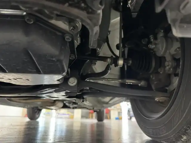 スズキ ワゴンＲ スマイル HYBRID S 三重県 2023(令5)年 0.7万km オフブルーメタリック/ホワイト2トーン マイルドハイブリッド/FF/インパネCVT/純正 8インチナビ CN-HZ885/（FM/AM/CD/DVD/iPod/USB/SD/MEMORY MUSIC/Bluetooth/TV/CarPlay/AndroidAuto）/【OP】全方位モニター/両側パワースライドドア/ビルトイン ETC/安全/・デュアルカメラブレーキサポート/・車線逸脱警報機能/・ふらつき警報/・リヤパーキングセンサー/・誤発進抑制機能/・後方誤発進抑制機能/・後退時ブレーキアシスト/など/装備/・【OP】2トーンルーフパッケージ：オフブルーメタリック/ホワイト2トーン［DAD］/・シートヒーター（D）/・オートエアコン/・オートライト/・ハイビームアシスト/・プッシュスタート/・ステアリングスイッチ/・充電用USBジャック（type-A x2）/・ベンチシート/・純正ホイールキャップ（14インチスチールホイール）/・保/取/・スマートキーx2/など