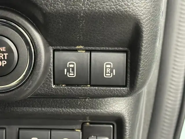 スズキ ワゴンＲ スマイル HYBRID S 三重県 2023(令5)年 0.7万km オフブルーメタリック/ホワイト2トーン マイルドハイブリッド/FF/インパネCVT/純正 8インチナビ CN-HZ885/（FM/AM/CD/DVD/iPod/USB/SD/MEMORY MUSIC/Bluetooth/TV/CarPlay/AndroidAuto）/【OP】全方位モニター/両側パワースライドドア/ビルトイン ETC/安全/・デュアルカメラブレーキサポート/・車線逸脱警報機能/・ふらつき警報/・リヤパーキングセンサー/・誤発進抑制機能/・後方誤発進抑制機能/・後退時ブレーキアシスト/など/装備/・【OP】2トーンルーフパッケージ：オフブルーメタリック/ホワイト2トーン［DAD］/・シートヒーター（D）/・オートエアコン/・オートライト/・ハイビームアシスト/・プッシュスタート/・ステアリングスイッチ/・充電用USBジャック（type-A x2）/・ベンチシート/・純正ホイールキャップ（14インチスチールホイール）/・保/取/・スマートキーx2/など