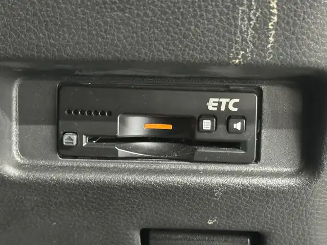 スズキ ワゴンＲ スマイル HYBRID S 三重県 2023(令5)年 0.7万km オフブルーメタリック/ホワイト2トーン マイルドハイブリッド/FF/インパネCVT/純正 8インチナビ CN-HZ885/（FM/AM/CD/DVD/iPod/USB/SD/MEMORY MUSIC/Bluetooth/TV/CarPlay/AndroidAuto）/【OP】全方位モニター/両側パワースライドドア/ビルトイン ETC/安全/・デュアルカメラブレーキサポート/・車線逸脱警報機能/・ふらつき警報/・リヤパーキングセンサー/・誤発進抑制機能/・後方誤発進抑制機能/・後退時ブレーキアシスト/など/装備/・【OP】2トーンルーフパッケージ：オフブルーメタリック/ホワイト2トーン［DAD］/・シートヒーター（D）/・オートエアコン/・オートライト/・ハイビームアシスト/・プッシュスタート/・ステアリングスイッチ/・充電用USBジャック（type-A x2）/・ベンチシート/・純正ホイールキャップ（14インチスチールホイール）/・保/取/・スマートキーx2/など