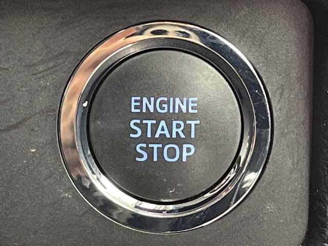 トヨタ ランドクルーザー プラド TX Lパッケージ ブラックED 大阪府 2020(令2)年 1.9万km ブラック トヨタセーフティセンス/　・レーンディパーチャーアラート　LDA/　・プリクラッシュセーフティ　PCS/　・ロードサインアシスト　RSA/　・先行車発進/レーダークルーズコントロール/サンルーフ/純正9インチメモリーナビ/　CD/DVD/Bluetooth/フルセグTV/バックカメラ/レザーシート/前席パワーシート/前席シートヒーター／エアシート/LEDオートライト/フォグランプ/オートマチックハイビーム/ビルトインETC/電動格納サードシートコーナーセンサー/フロアマット