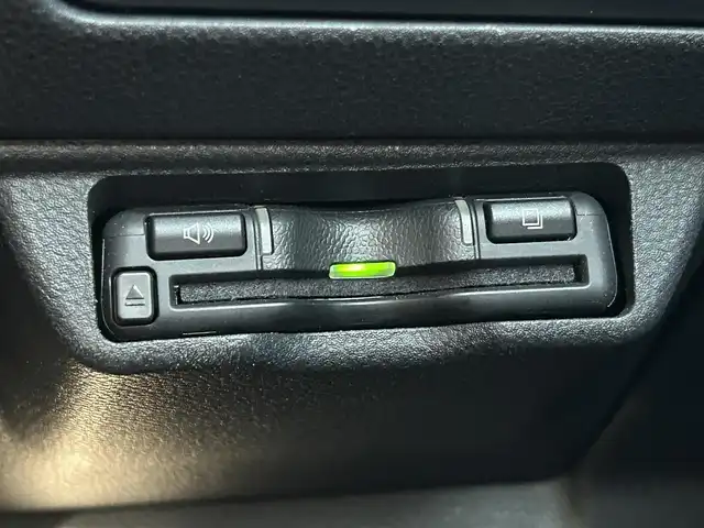 スバル レヴォーグ STIスポーツ EX ブラックインテリアセレ 奈良県 2024(令6)年 2.1万km マグネタイトグレーメタリック ワンオーナー/ハーマンカードン/メーカーナビ/フルセグTV/BT/AppleCarPlay/AndroidAuto/USB/全方位/バックカメラ/アイサイト/全車速追従機能付クルーズコントロール/車線中央維持・先行者追従操舵機能/プリクラッシュブレーキ/車線逸脱抑制機能/前後誤発信抑制制御/車線逸脱/ふらつき警報/青信号/先行者発進お知らせ/RAB/SRVD/SRH/ADB/アイサイトX/渋滞時ハンズオフ/発進アシスト/アクティブレーンチェンジアシスト/カーブ前/料金所前速度制御/デジタルインナーミラー/ハーフレザーシート/シートヒーター/純正フロアマット/前後ドラレコ/ETC/電動リアゲート