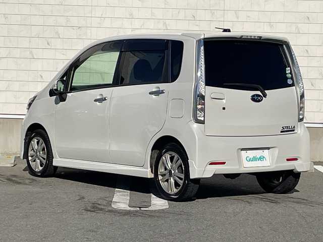 スバル ステラ カスタム RS 山形県 2013(平25)年 9.9万km パールホワイトⅢ MOMOステアリング/社外CDオーディオ/アイドリングストップ/スマートキー/プッシュスタート/サマータイヤ積込み