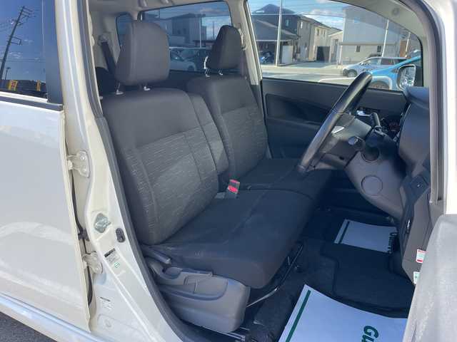 スバル ステラ カスタム RS 山形県 2013(平25)年 9.9万km パールホワイトⅢ MOMOステアリング/社外CDオーディオ/アイドリングストップ/スマートキー/プッシュスタート/サマータイヤ積込み