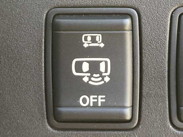 日産 セレナ ハイウェイスター プロパイロットED 三重県 2017(平29)年 12.1万km ブリリアントホワイトパール (株)IDOMが運営する【じしゃロン四日市店】の自社ローン対象車両になります。こちらは現金ご利用時の価格です。自社ローンご希望の方は別途その旨お申付け下さい。/純正SDナビ（CD/DVD/AM/FM）/フルセグTV/両側パワースライドドア/プロパイロット/衝突軽減システム/レーダークルーズコントロール/バックカメラ/前後コーナーセンサー/プッシュスタート/ETC