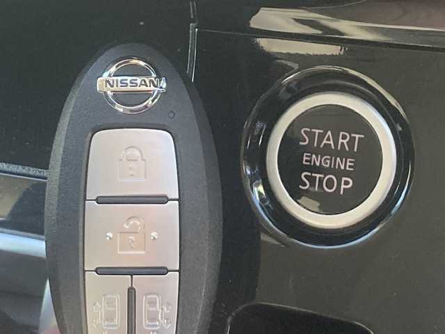 日産 セレナ ハイウェイスター プロパイロットED 三重県 2017(平29)年 12.1万km ブリリアントホワイトパール (株)IDOMが運営する【じしゃロン四日市店】の自社ローン対象車両になります。こちらは現金ご利用時の価格です。自社ローンご希望の方は別途その旨お申付け下さい。/純正SDナビ（CD/DVD/AM/FM）/フルセグTV/両側パワースライドドア/プロパイロット/衝突軽減システム/レーダークルーズコントロール/バックカメラ/前後コーナーセンサー/プッシュスタート/ETC